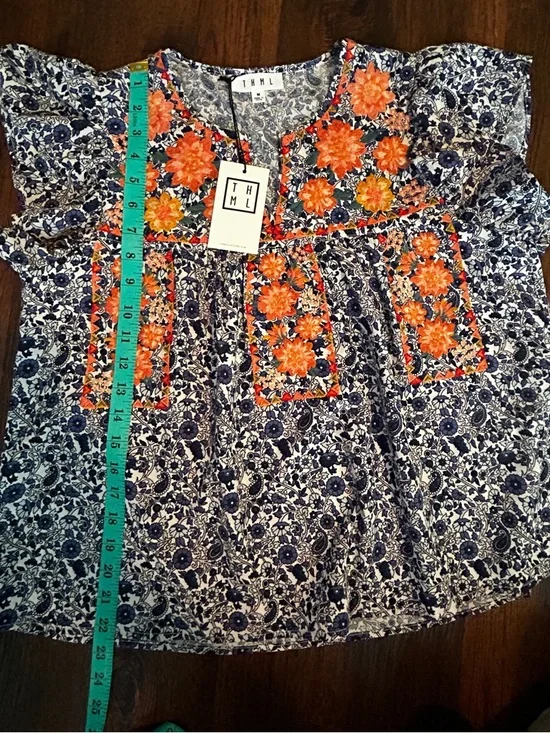 THML Floral Embroidered Blouse Boho Flutter Sleeve Blue M NWT - Picture 9 of 9